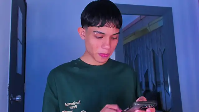 Sebax Young online show from March 2026 08:34:02 PM