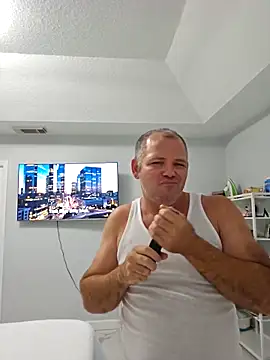 cubanitofeliz40 online show from April 2026 07:36:01 PM