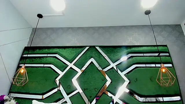 ThaliaCross online show from September 2025 08:09:02 PM