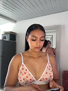 nicolexxaleja online show from March 2026 05:56:01 PM