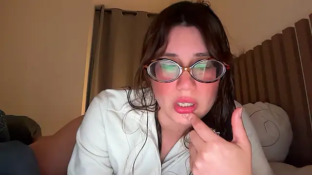 Snapshot of Meowkillah13 chatting on January 2026 01:08:01 AM Meowkillah13 online show from January 2026 01:08:01 AM