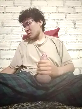 LecheDeSoya666 online show from January 2026 12:57:01 AM