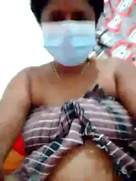 Snapshot of boosypussy chatting on May 2026 03:35:01 AM boosypussy online show from May 2026 03:35:01 AM
