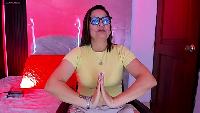 Agatha Pleasure online show from February 2026 11:49:02 AM