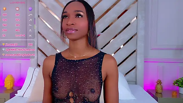 Agatha-Adams online show from November 2025 02:51:01 PM