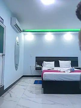 franciscommx online show from October 2025 07:52:01 PM