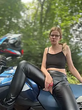 Snapshot of Bikergirl_97 chatting on July 2026 11:39:02 AM Bikergirl 97 online show from July 2026 11:39:02 AM