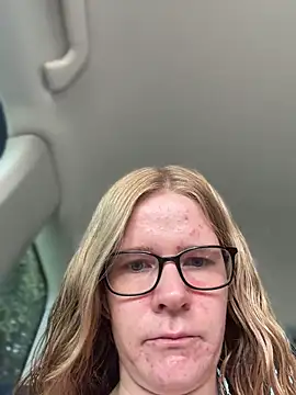 Snapshot of Bikergirl_97 chatting on July 2026 12:47:02 PM Bikergirl 97 online show from July 2026 12:47:02 PM