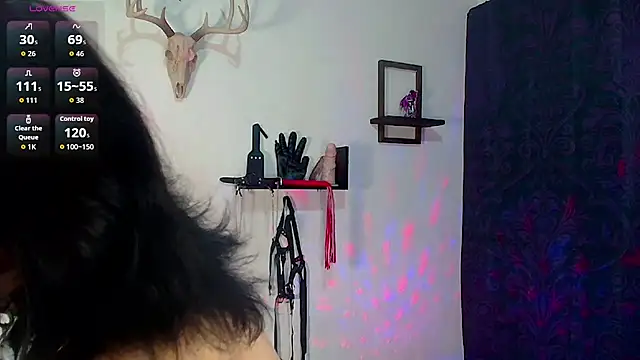 Snapshot of DakariaHills_ chatting on April 2026 07:46:02 AM DakariaHills online show from April 2026 07:46:02 AM