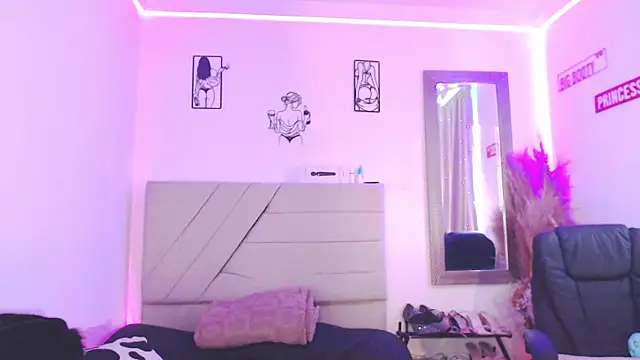 Anna belly online show from February 2026 02:00:02 PM