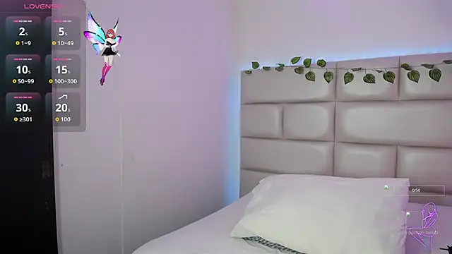 laila stilwiills online show from November 2025 12:19:01 AM