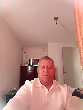 cuntico online show from November 2025 06:21:02 PM