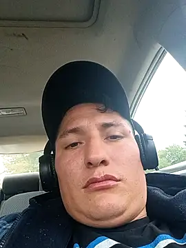 Zetaloco26 online show from October 2025 08:58:01 PM