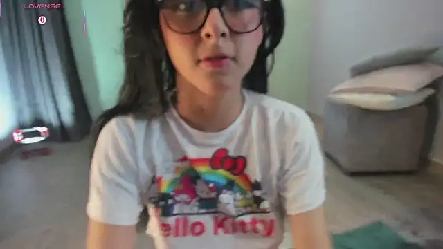 Snapshot of Blue_Sixx chatting on December 2025 10:19:01 PM Blue Sixx online show from December 2025 10:19:01 PM