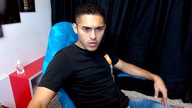 Derek Storm  online show from December 2025 12:56:02 PM