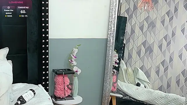 EbonyCoWorker online show from May 2026 06:09:01 PM