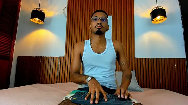 Darwin mayo online show from November 2025 05:35:01 PM