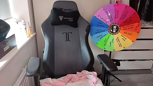 Snapshot of Lilly-Luscious chatting on March 2026 10:26:02 AM Lilly-Luscious online show from March 2026 10:26:02 AM