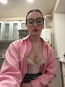 ZariaFlame online show from March 2026 11:32:01 PM