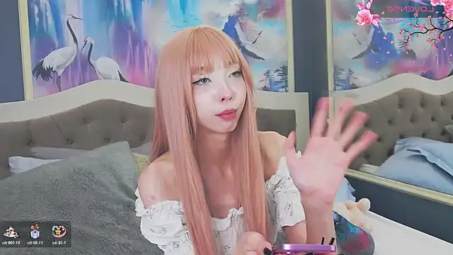 Evelyn Neal online show from November 2025 03:56:02 PM