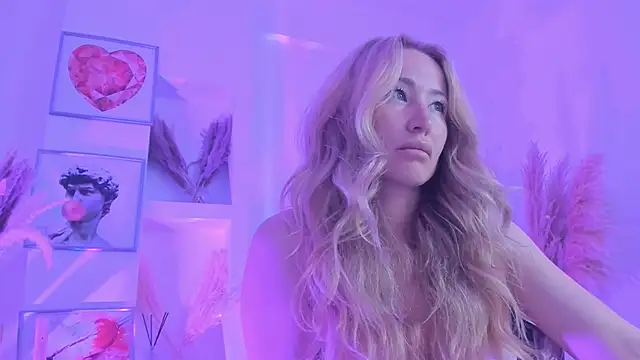 AstraMonroe online show from September 2025 05:35:01 PM