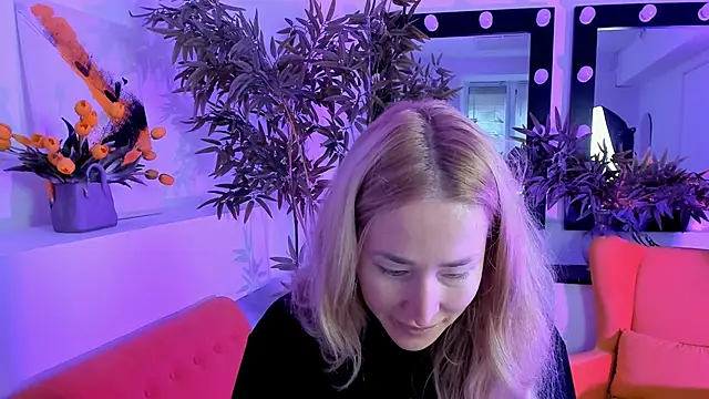 AstraMonroe online show from September 2025 04:47:01 AM