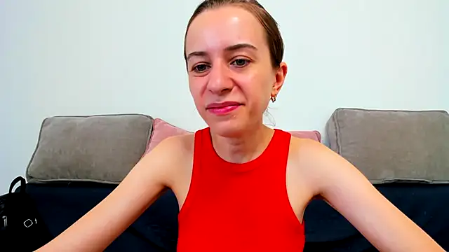 Snapshot of alisaakiss chatting on June 2026 06:47:02 AM alisaakiss online show from June 2026 06:47:02 AM