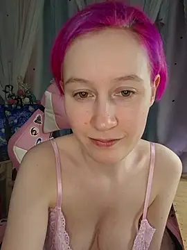 Fuzzy Unicorn online show from March 2026 07:52:01 PM