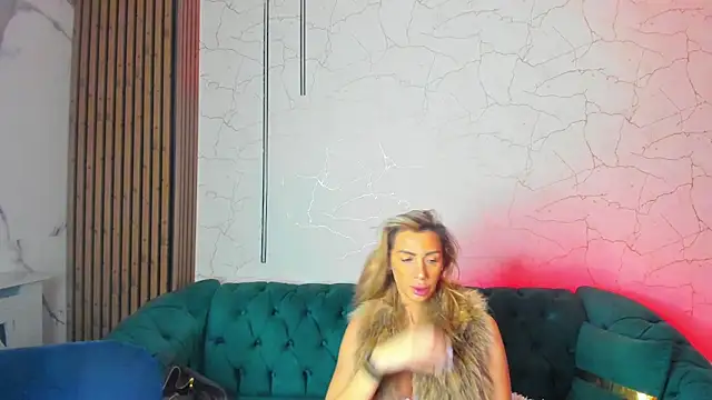 angel wow  online show from December 2025 05:16:01 AM