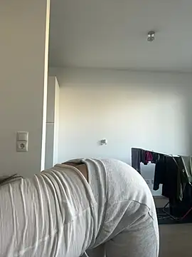 eli5566 online show from February 2026 10:51:02 AM