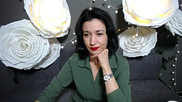 CameronEnns online show from November 2025 01:21:02 PM