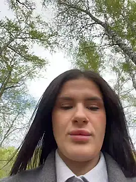 Snapshot of MiraReach chatting on May 2026 03:34:02 AM MiraReach online show from May 2026 03:34:02 AM