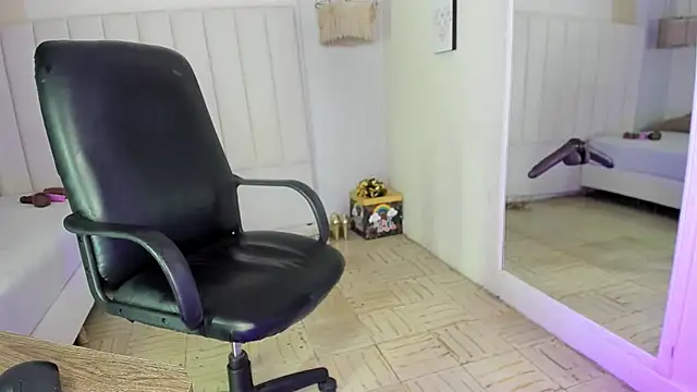 veronica b07 online show from September 2025 03:13:01 PM