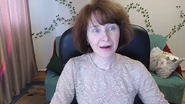 Lia Tito online show from April 2026 01:06:02 PM