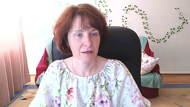 Snapshot of Lia_Tito chatting on June 2026 06:40:01 AM Lia Tito online show from June 2026 06:40:01 AM