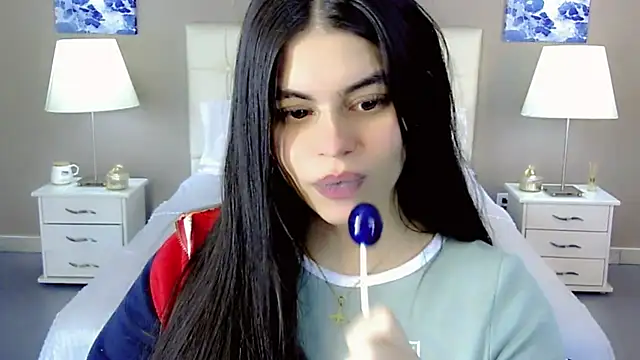 maddissonivanova online show from September 2025 10:10:01 PM