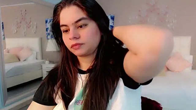 maddissonivanova online show from March 2026 07:08:01 PM