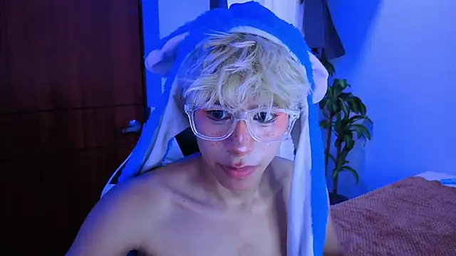 taichi bluy online show from November 2025 10:19:02 PM