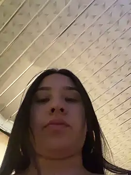 Snapshot of BELLAALEJA chatting on September 2025 07:47:01 PM BELLAALEJA online show from September 2025 07:47:01 PM