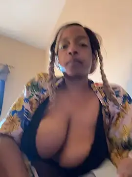Snapshot of iriebusty chatting on June 2026 12:15:02 PM iriebusty online show from June 2026 12:15:02 PM