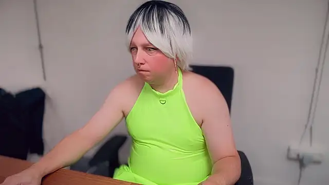 ElizaAndrea online show from September 2025 03:15:01 PM