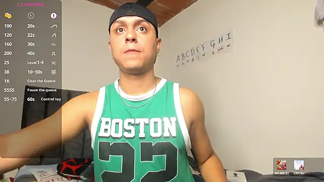 Snapshot of ANGELOGAO chatting on December 2025 03:30:01 PM ANGELOGAO online show from December 2025 03:30:01 PM