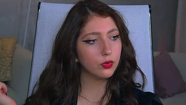 Mary Miiller online show from October 2025 11:54:02 AM