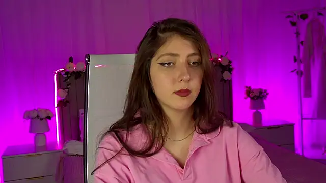 Snapshot of Mary_Miiller chatting on February 2026 11:39:01 AM Mary Miiller online show from February 2026 11:39:01 AM