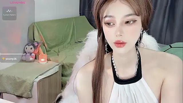 Snapshot of yinyinzi5 chatting on May 2026 10:17:02 PM yinyinzi5 online show from May 2026 10:17:02 PM