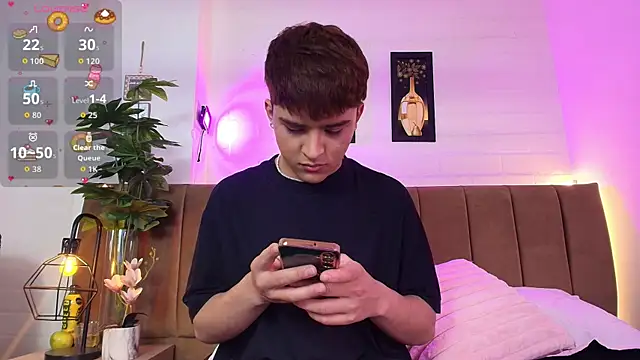 Lucass love online show from February 2026 03:02:01 AM