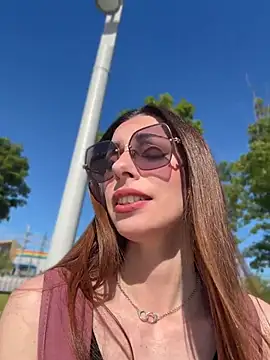 Snapshot of Amelie_Crosby chatting on June 2026 01:58:02 PM Amelie Crosby online show from June 2026 01:58:02 PM
