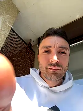 Snapshot of SemprePerverso chatting on October 2025 12:45:02 PM SemprePerverso online show from October 2025 12:45:02 PM