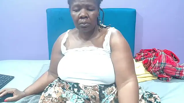 NaughtyChubbyZoe online show from September 2025 05:53:02 AM