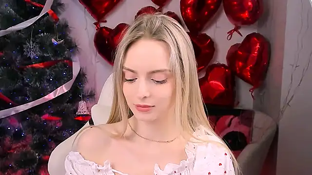 Snapshot of JuliaBrewwer chatting on February 2026 04:14:02 PM JuliaBrewwer online show from February 2026 04:14:02 PM